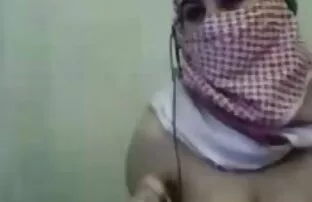 Tangan bokep usia muda di hook porno 1. Bagian B