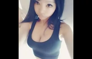 Menyanyikan janda muda ngetot pelajaran oranye
