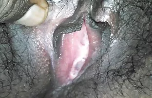 Besar sekali. ngetot tante muda