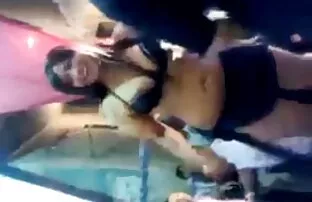 Gadis payudara sempurna Sofia bokep tua vs muda Lee menyukai anal