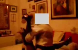 Linda Manis dan bokep tua vs muda 3 adalah 1.